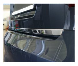 Nerez lita kufru Chrysler 300 M