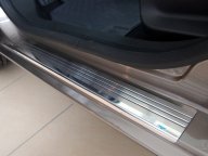 Nerez prahov lity profilov Suzuki Jimny