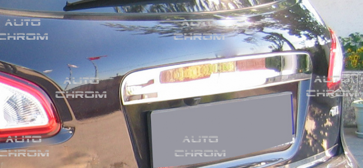 Nerez lita kufru nad SPZ Nissan Qashqai (sensor) - Kliknutm na obrzek zavete